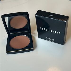 Bobbi Brown Bronzing Powder – Natural – New Authentic